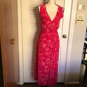 Pink and white floral Old Navy S petite maxi dress